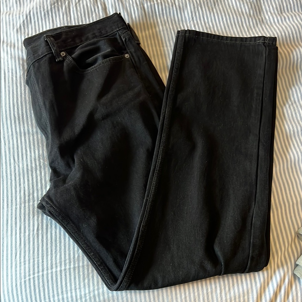 Levi's Black Straight Leg Jeans Timeless Style